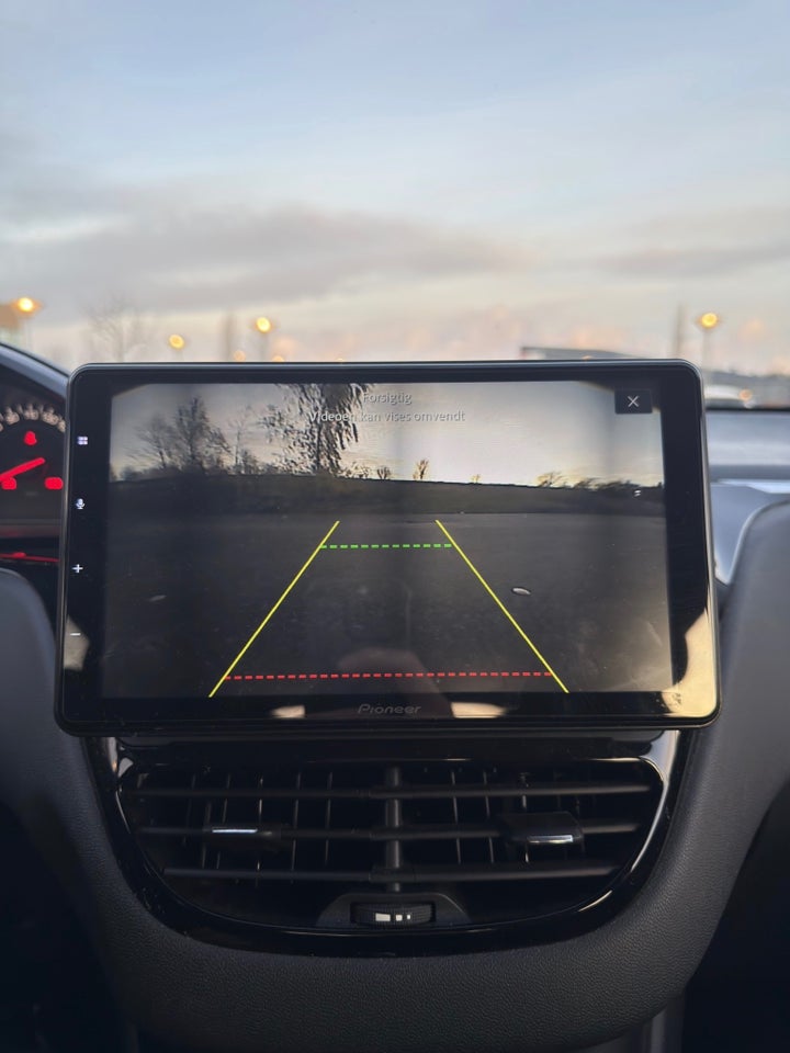 Peugeot 208 1,0 VTi Access 5d