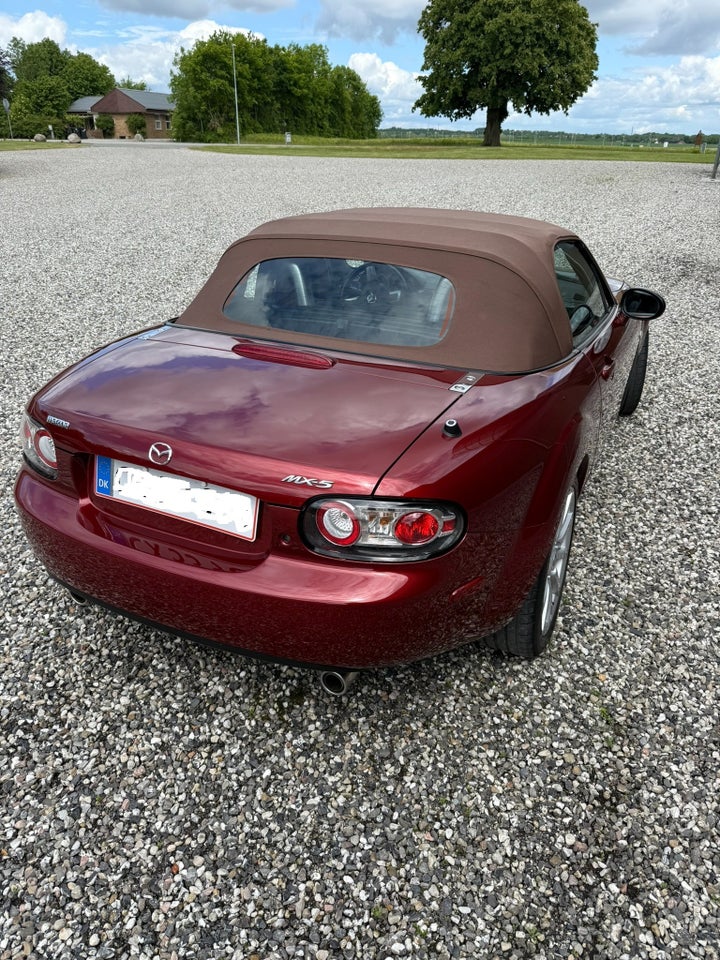 Mazda MX-5 2,0 Roadster Coupé 2d