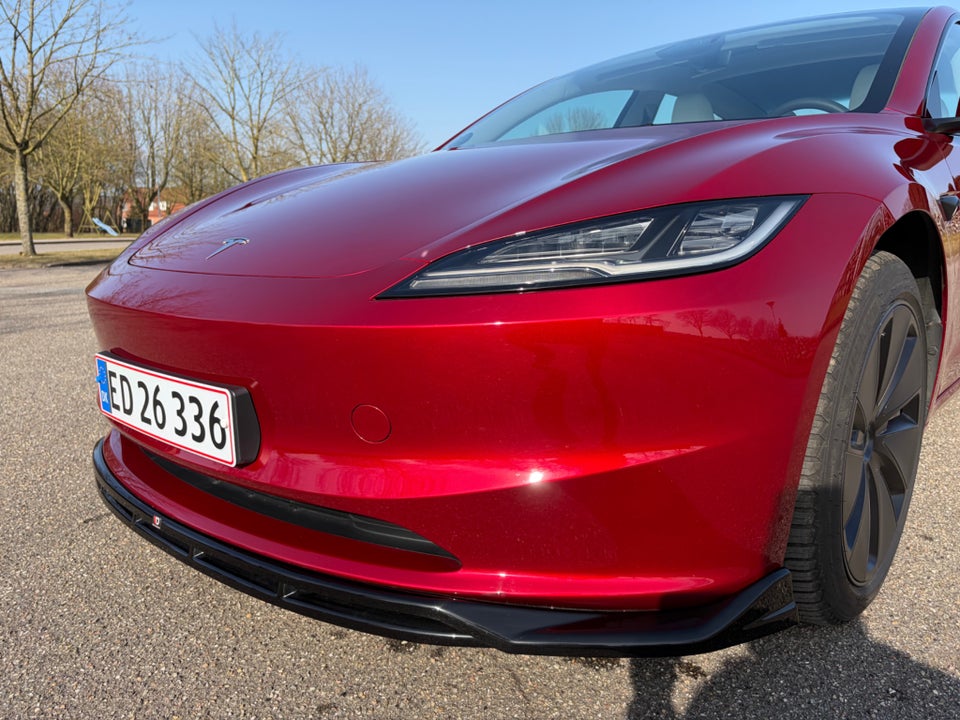 Tesla Model 3 RWD 4d