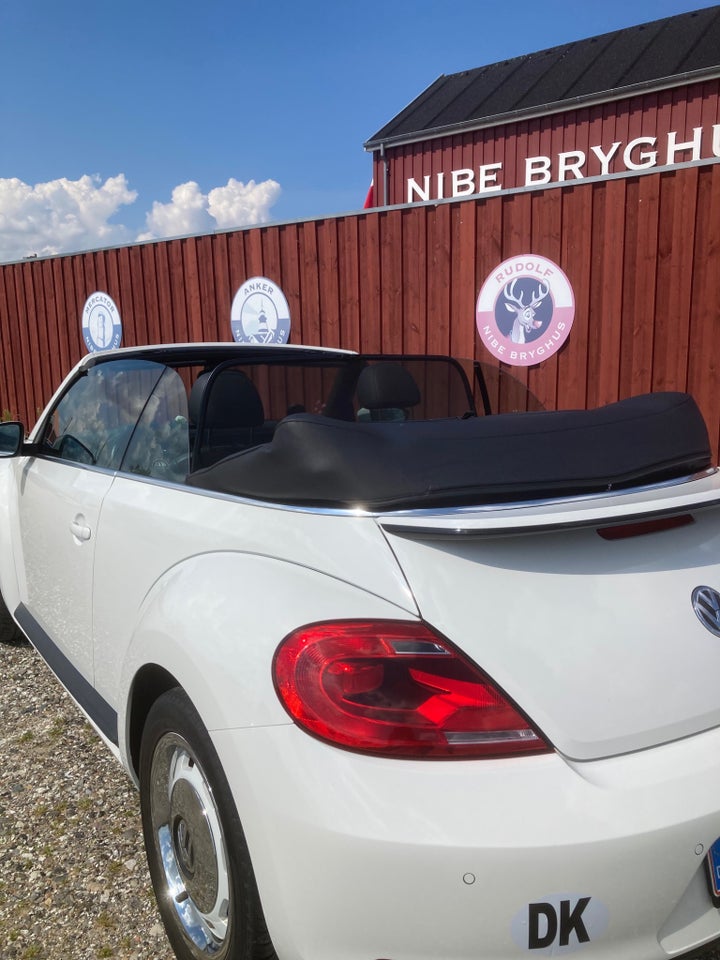 VW The Beetle 1,2 TSi 105 Design Cabriolet 2d