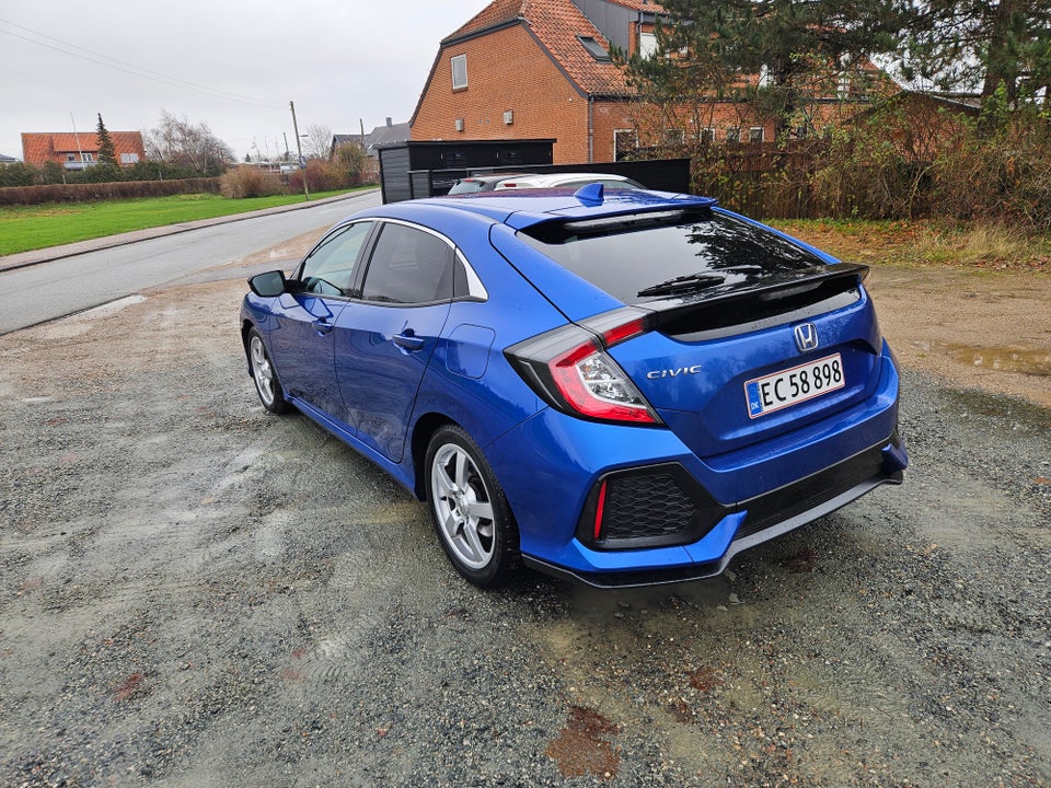Honda Civic 1,0 VTEC Turbo Elegance CVT 5d