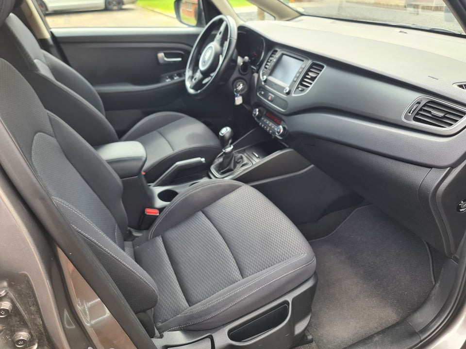 Kia Carens 1,7 CRDi 115 Style 7prs 5d