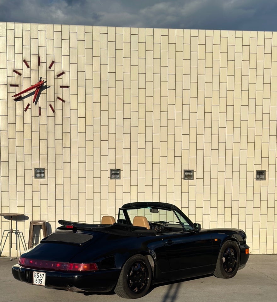 Porsche 911 3,6 Carrera 4 Cabriolet 2d