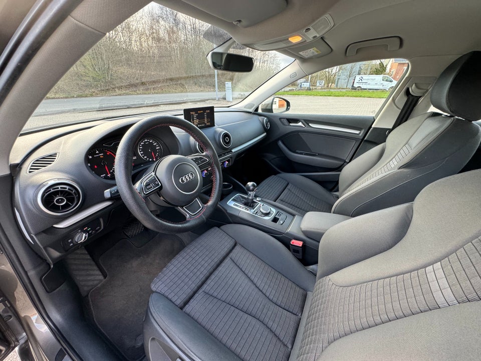 Audi A3 2,0 TDi 150 Sport Sportback S-tr. 5d