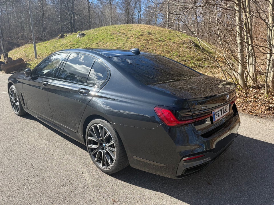BMW 750i 4,4 xDrive aut. 4d