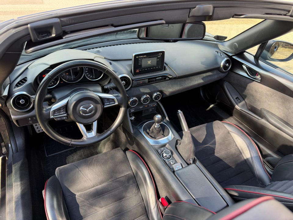 Mazda MX-5 2,0 SkyActiv-G 160 RF Sport 2d
