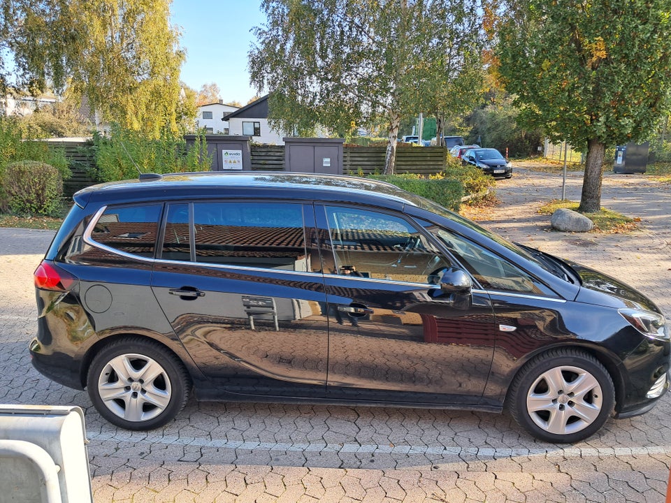 Opel Zafira Tourer 1,4 T 140 Enjoy 7prs 5d