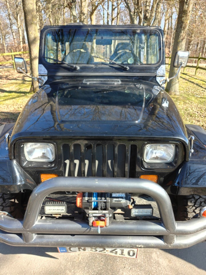 Jeep Wrangler 2,5  2d