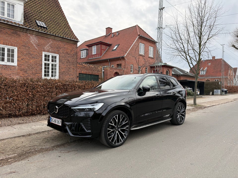 Volvo XC60 2,0 T6 ReCharge R-Design aut. AWD 5d