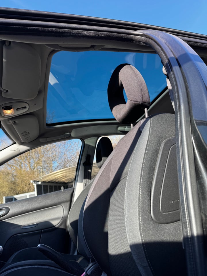 Peugeot 206 1,6 Edition 5d