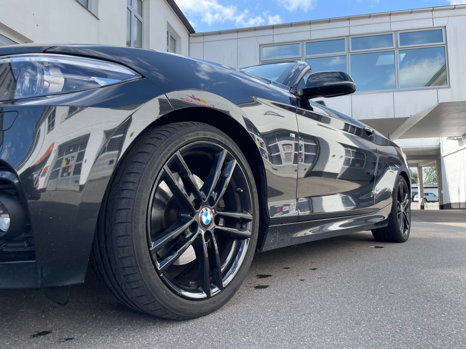 BMW 220i 2,0 Cabriolet M-Sport aut. 2d