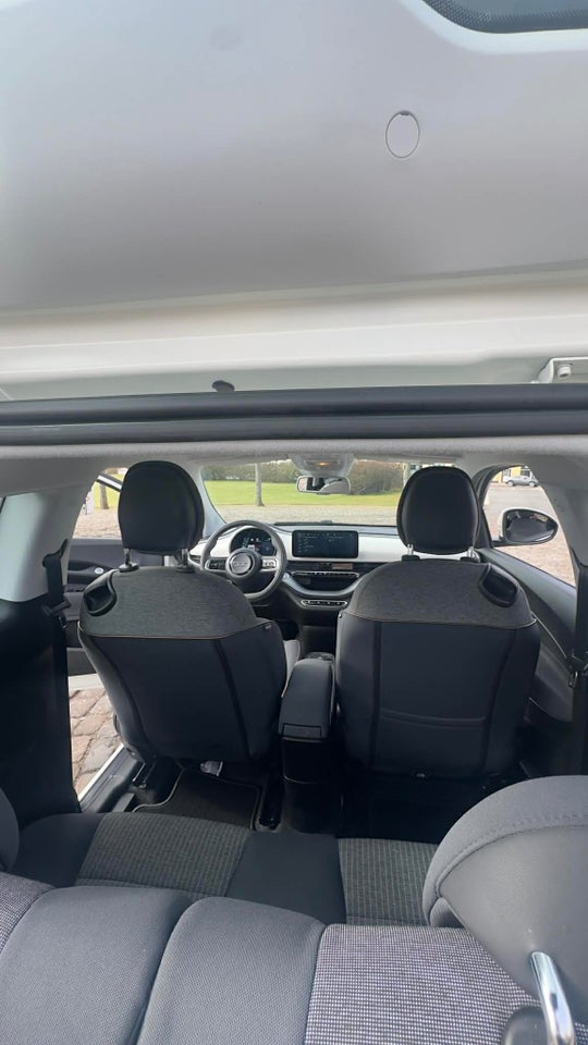 Fiat 500e 42 Icon 3d