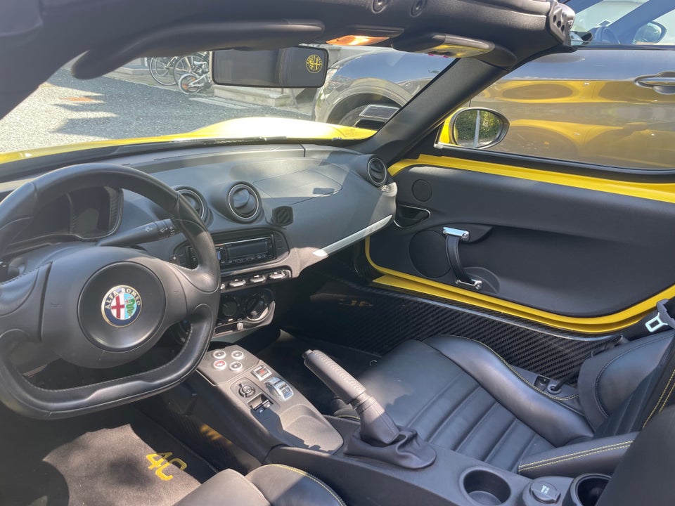 Alfa Romeo 4C 1,75 TBi Spider TCT 2d