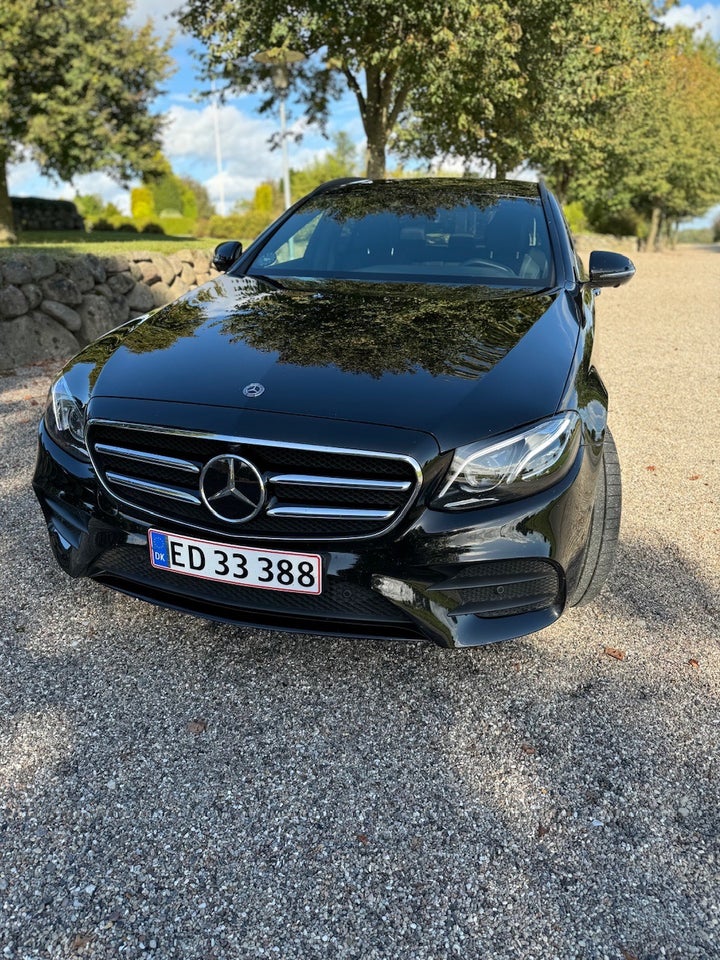 Mercedes E300 de 2,0 AMG Line stc. aut. 5d