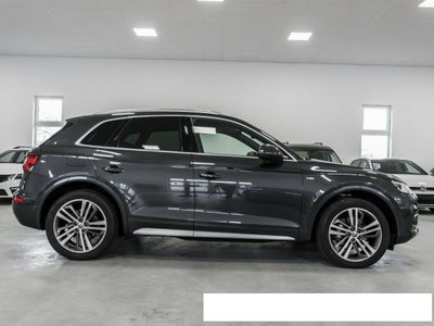 Audi Q5 2,0 TDi 190 S-line quattro S-tr. 5d