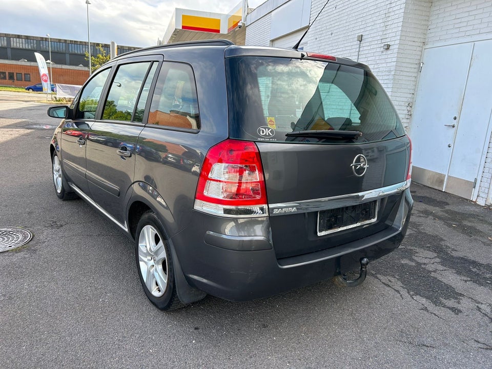 Opel Zafira 1,9 CDTi 120 Enjoy 7prs 5d