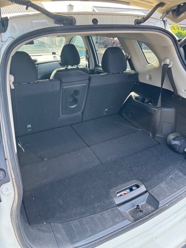 Nissan X-Trail 1,6 Dig-T 163 N-Connecta 7prs 5d