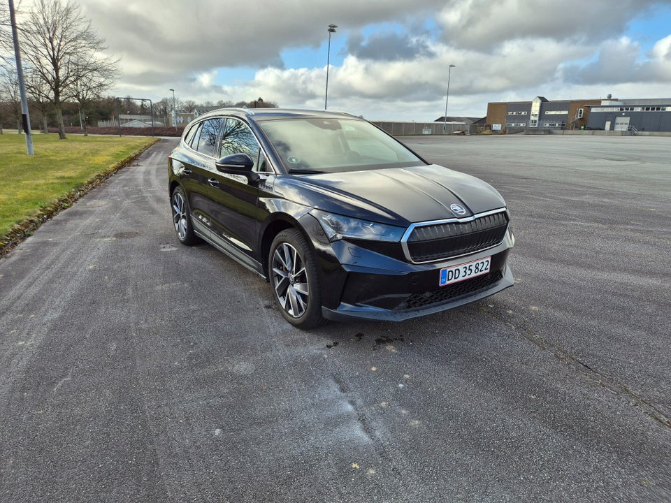 Skoda Enyaq 80 iV Plus Loft 5d