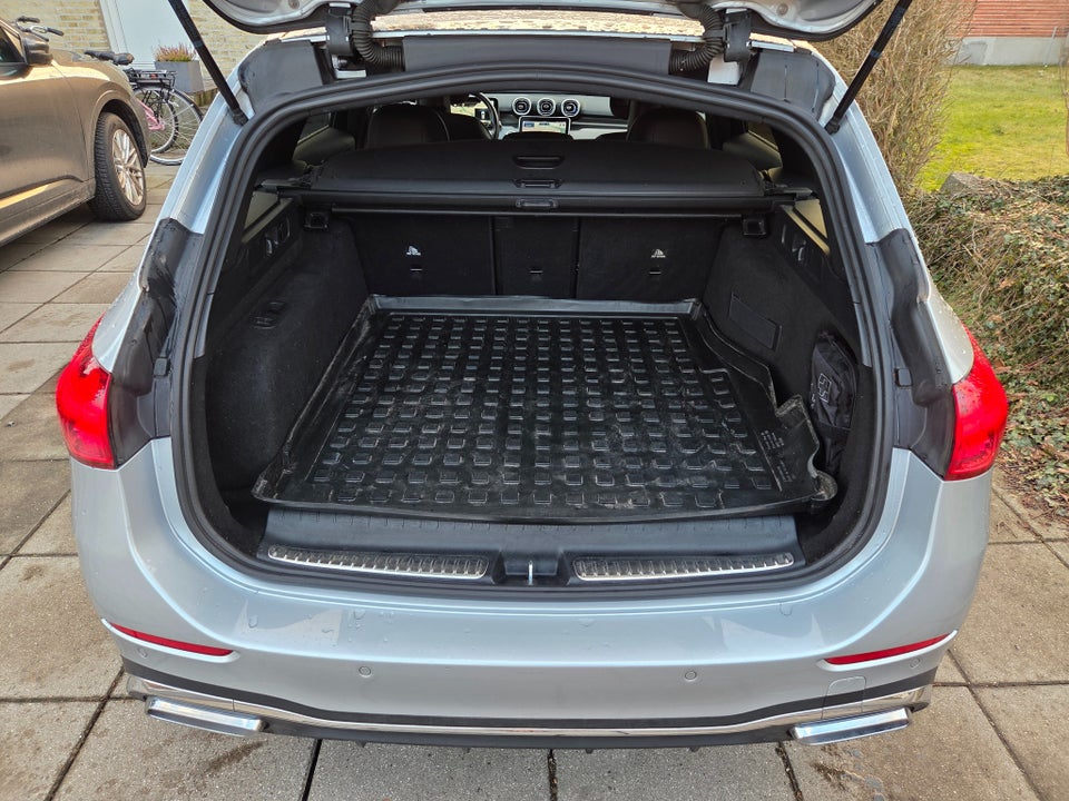 Mercedes C300 e 2,0 AMG Line stc. aut. 5d