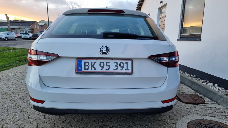 Skoda Superb 1,4 TSi 150 Style Combi DSG 5d