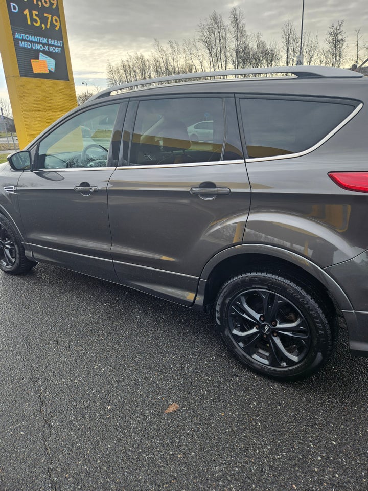 Ford Kuga 2,0 TDCi 180 Titanium aut. AWD 5d