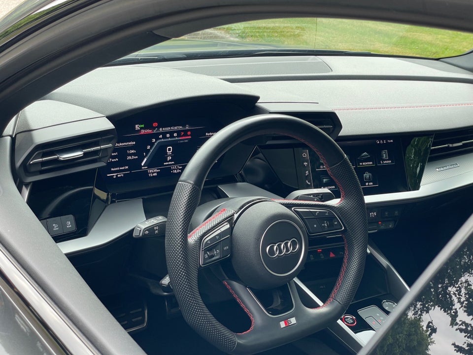 Audi S3 2,0 TFSi quattro S-tr. 4d