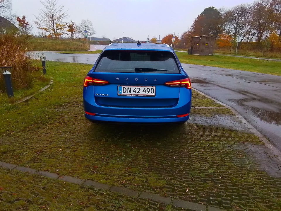 Skoda Octavia 2,0 TDi 150 Style Combi DSG 5d