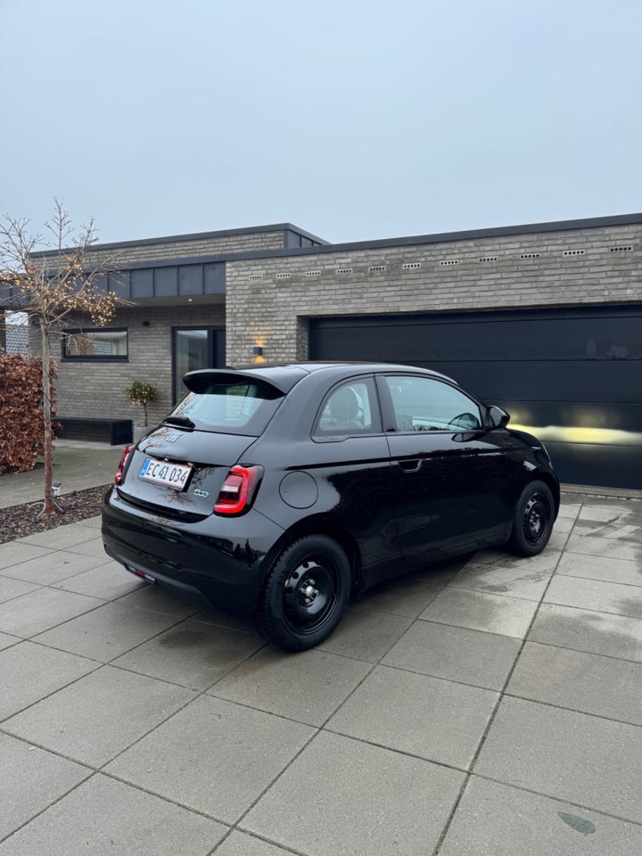 Fiat 500e 42 Icon 3d