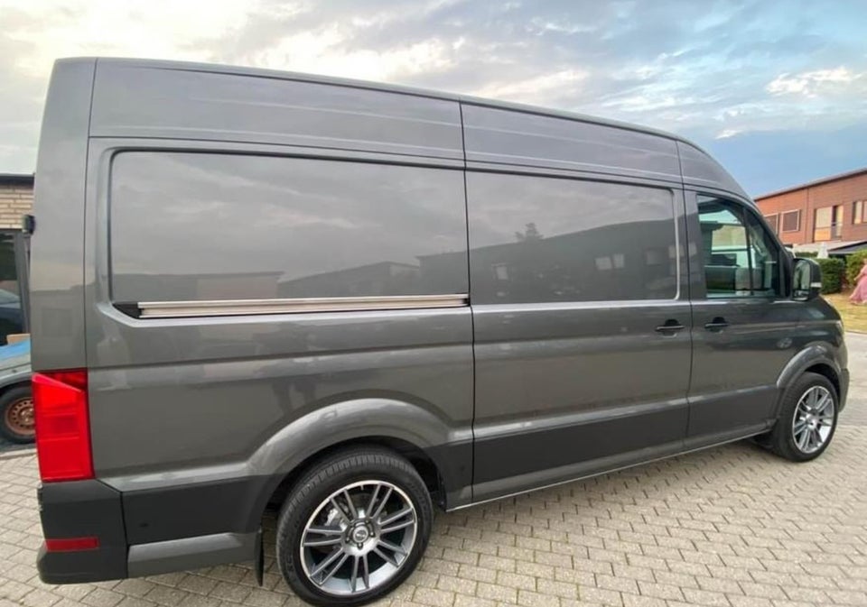 VW Crafter 35 2,0 TDi 140 Ladvogn L3