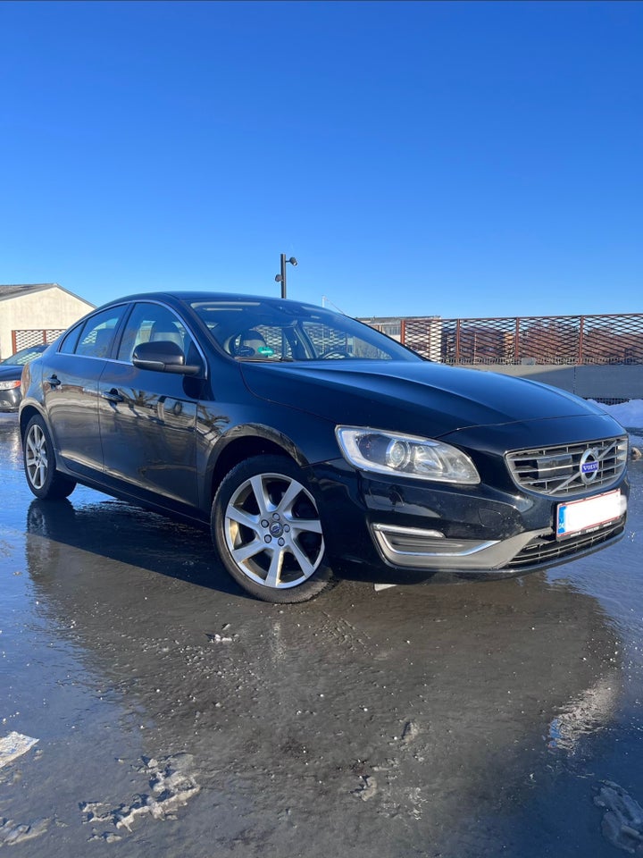Volvo S60 2,0 D4 190 Momentum aut. 4d