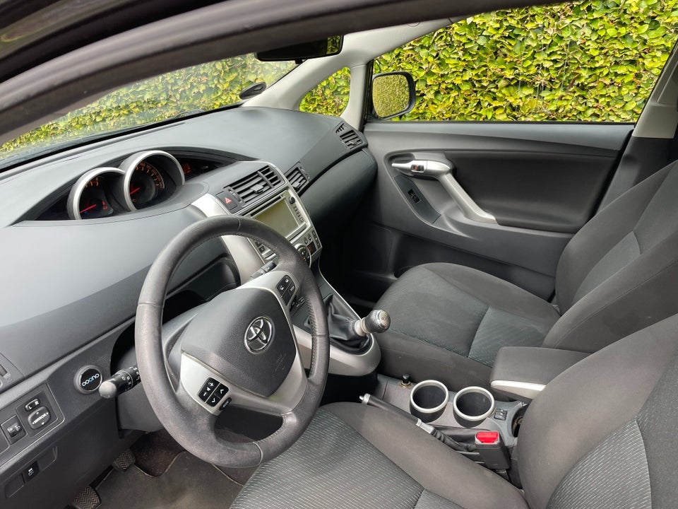 Toyota Verso 1,8 T2 Touch 7prs 5d