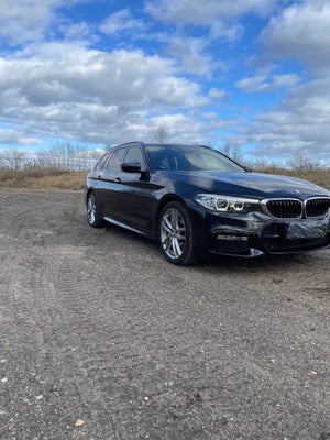 BMW 530i 2,0 Touring M-Sport aut. Benzin aut. Automatgear modelår 2017 km 100000 Blå ABS airbag serv