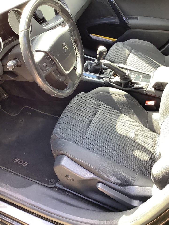 Peugeot 508 2,0 HDi 140 Active SW 5d