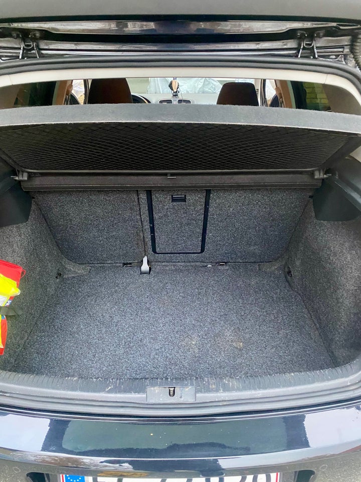 VW Golf VI 1,6 TDi 105 Match Variant BMT 5d