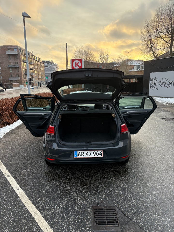 VW Golf VII 1,2 TSi 85 Startline BMT 5d