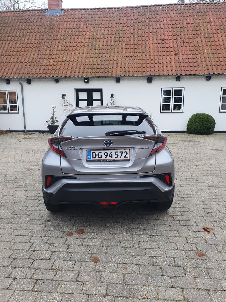 Toyota C-HR 1,8 Hybrid C-HIC CVT 5d