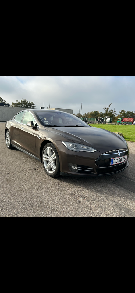 Tesla Model S 85D 5d