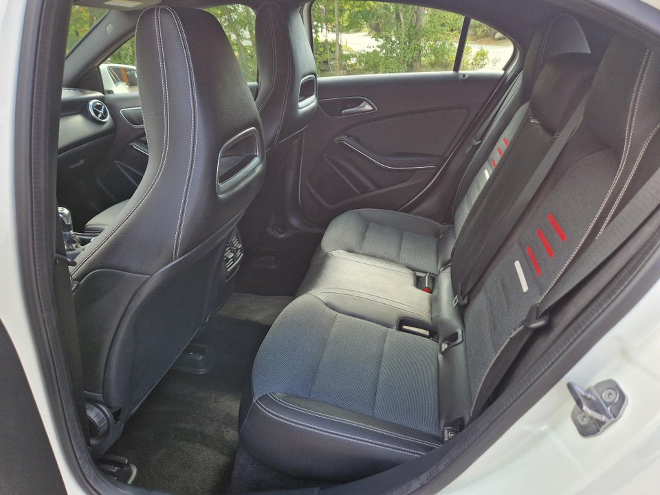 Mercedes A180 d 1,5 AMG Line 5d