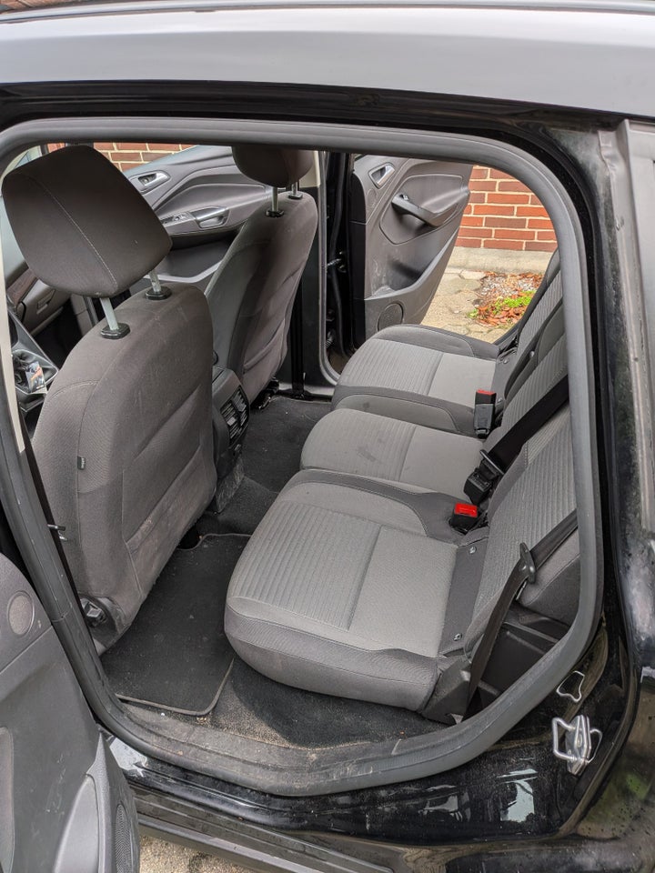 Ford C-MAX 1,5 SCTi 150 Titanium 5d