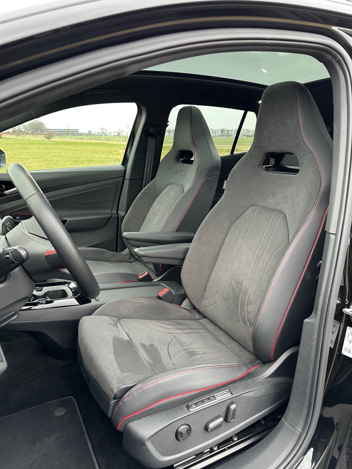 VW ID.4 77 GTX Max+ 4Motion 5d