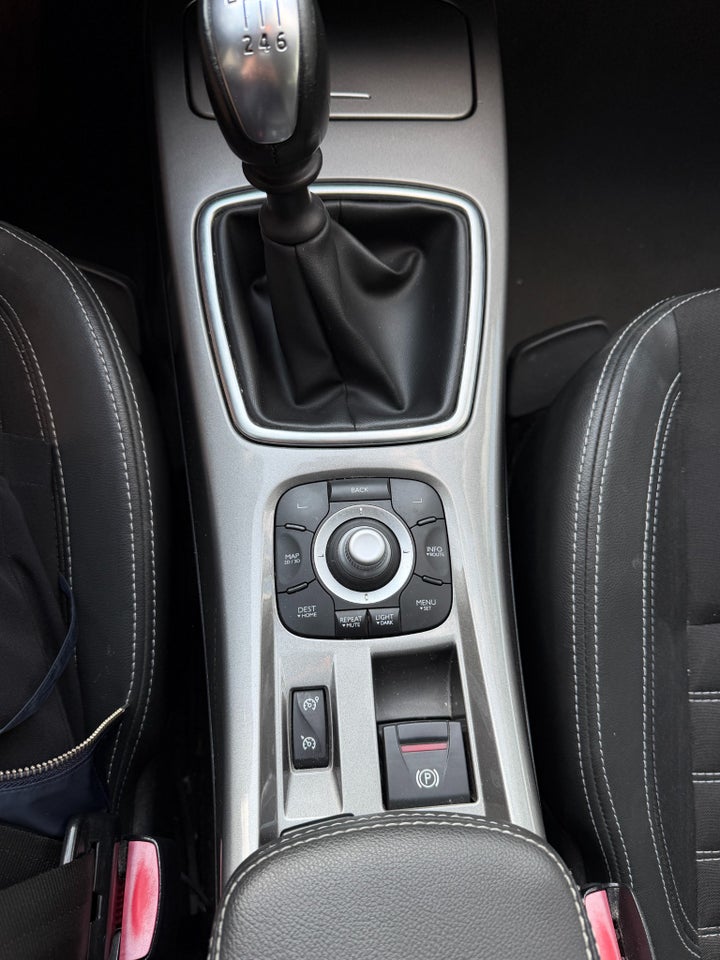 Renault Laguna III 2,0 dCi 150 Exception Sport Tourer 5d