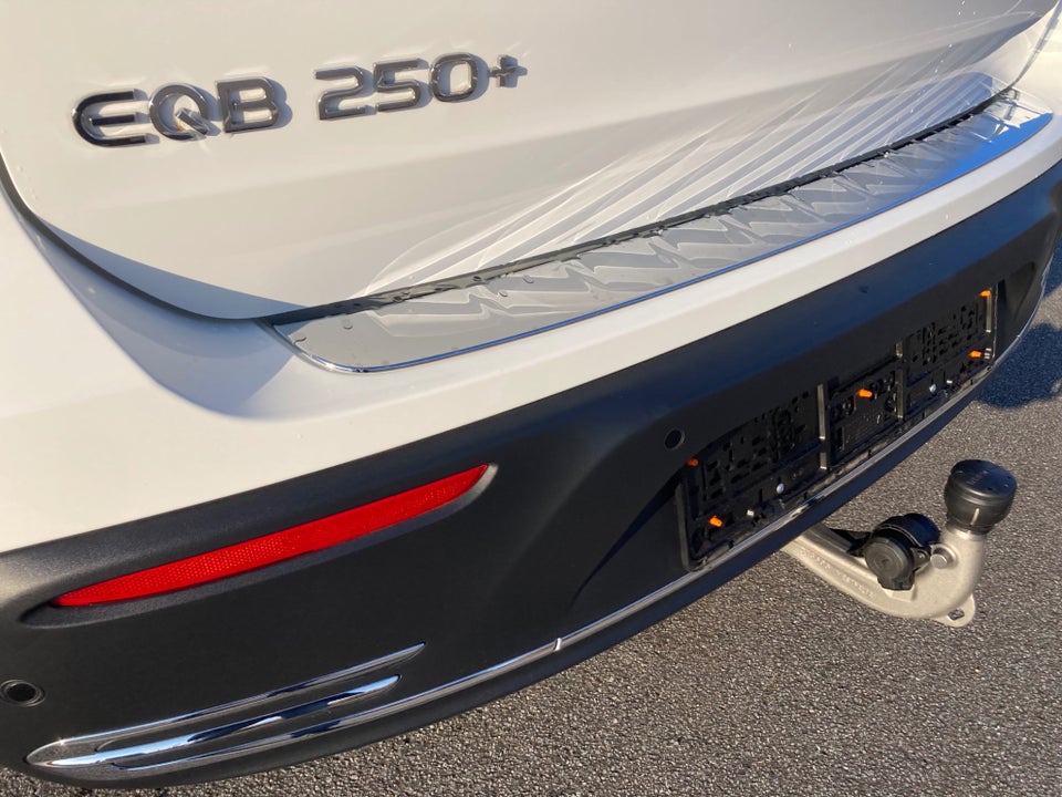 Mercedes EQB250+ Progressive Advance 5d