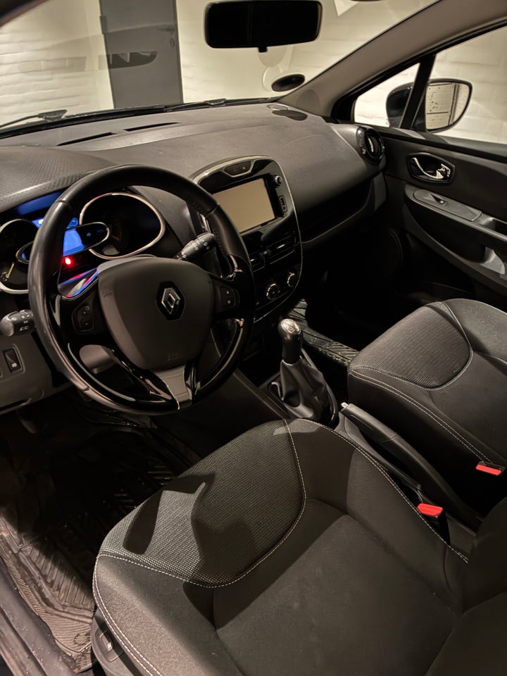 Renault Clio IV 0,9 TCe 90 Expression 5d