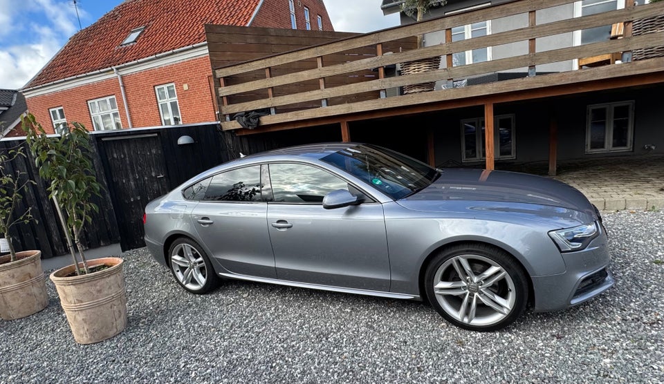 Audi A5 1,8 TFSi 144 S-line Sportback Multitr. 5d