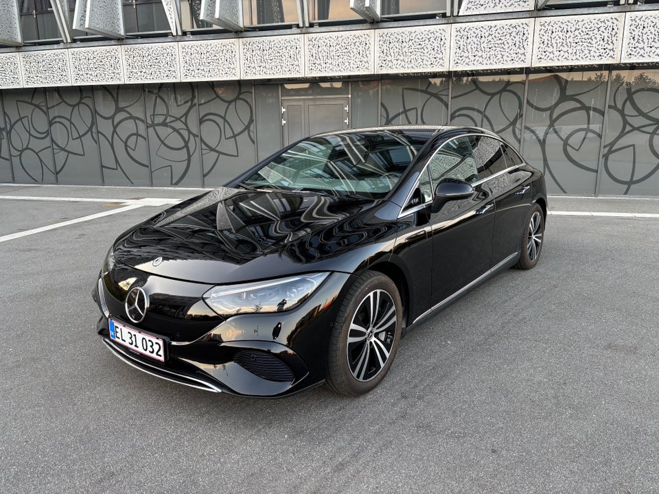 Mercedes EQE350+ Electric Art 4d