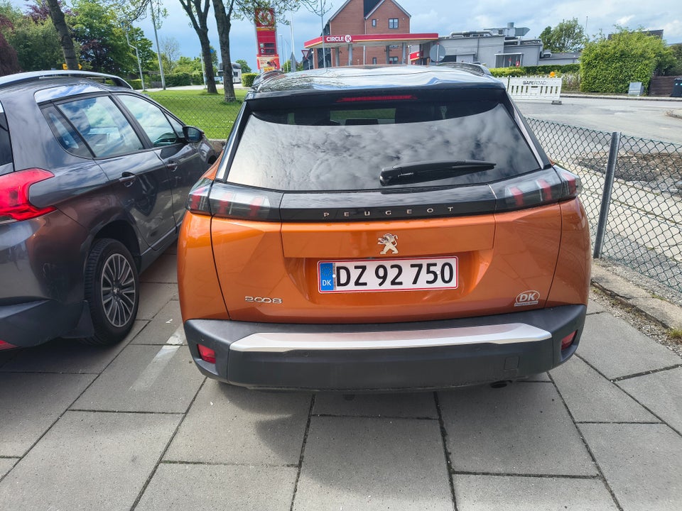 Peugeot 2008 1,5 BlueHDi 100 Active 5d