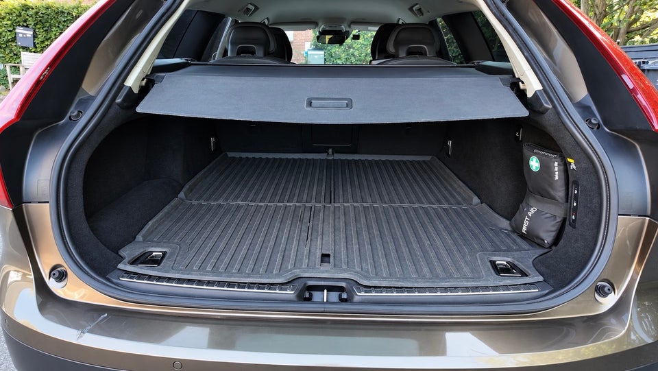 Volvo V90 CC 2,0 D4 190 aut. AWD 5d