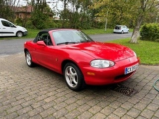 Mazda MX-5 1,6 2d