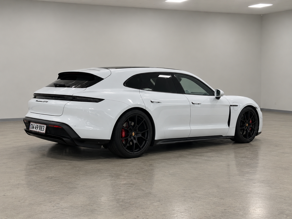 Porsche Taycan GTS Performance+ Sport Turismo 5d