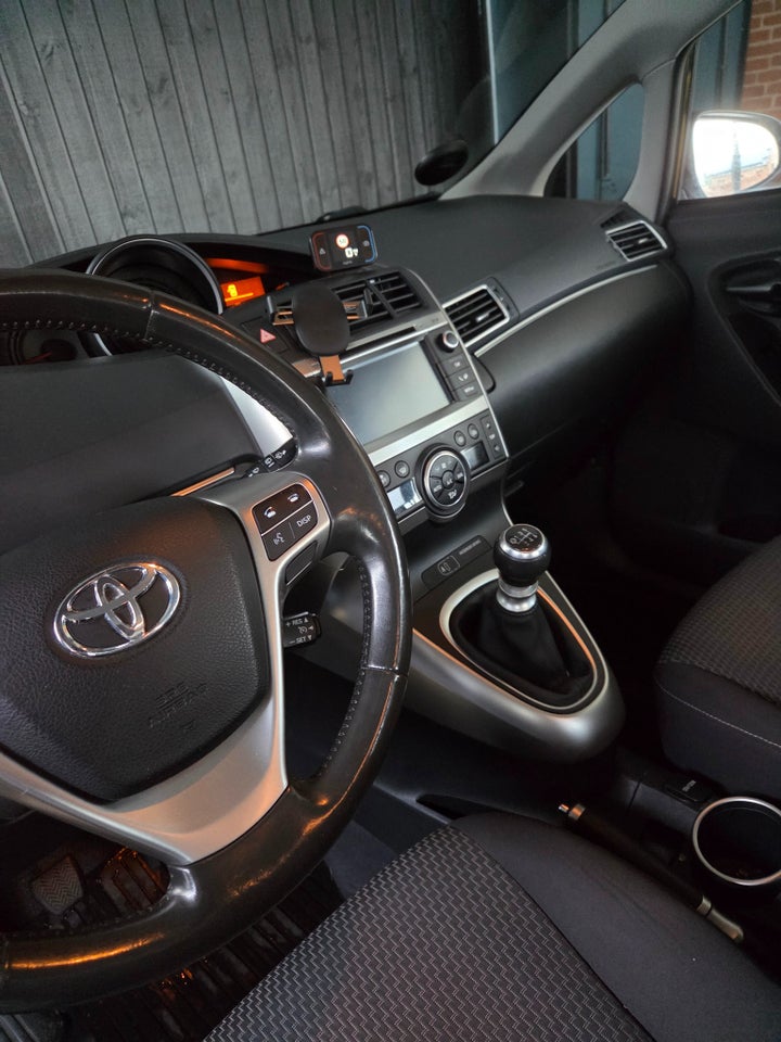 Toyota Verso 1,6 D-4D T2 Touch 7prs 5d